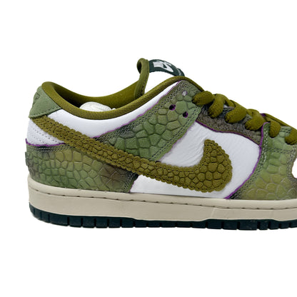 Nike SB Dunk Low x Alexis Sablone - Chameleon