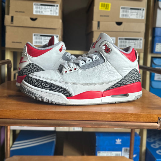 Preloved Air Jordan 3 - Fire Red 2022 (UK 7.5) - No Box