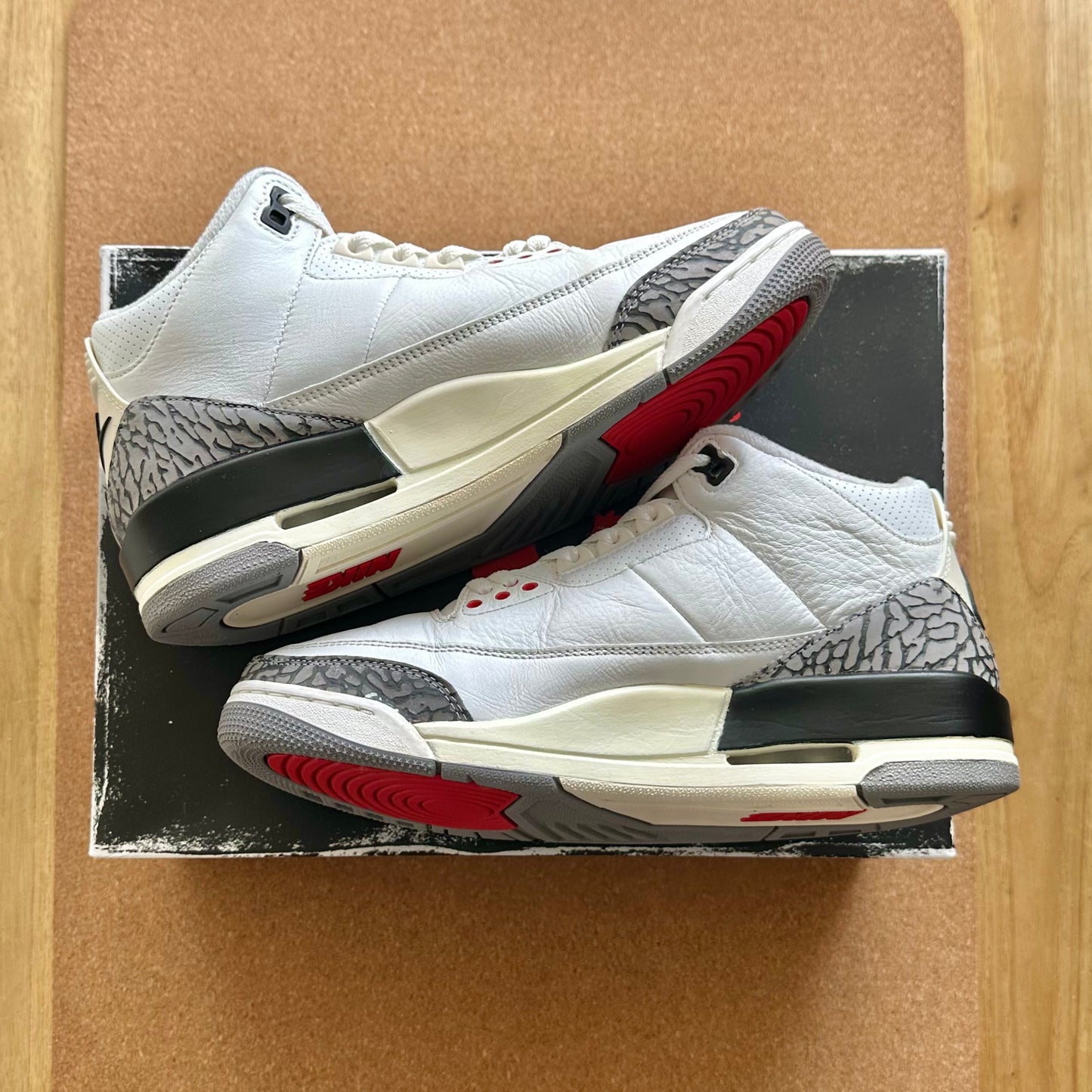 Preloved - Air Jordan 3 Retro - White Cement Reimagined (UK 7)