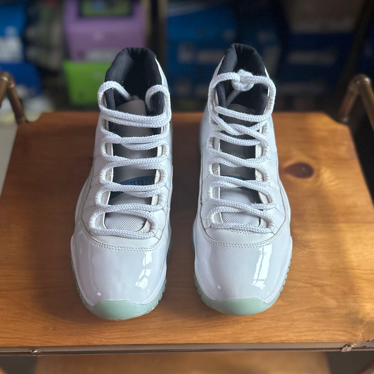 Preloved Air Jordan 11 Retro Low - Legend Blue (UK 7.5)