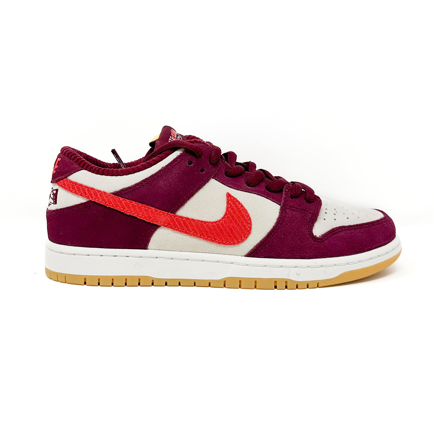 Nike Dunk SB Low Pro - Skate Like A Girl