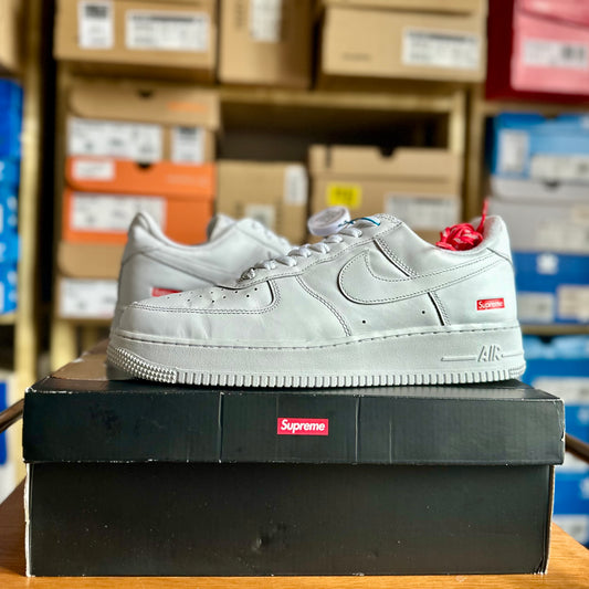 Preloved - Nike x Supreme Air Force 1 - White (UK 10)