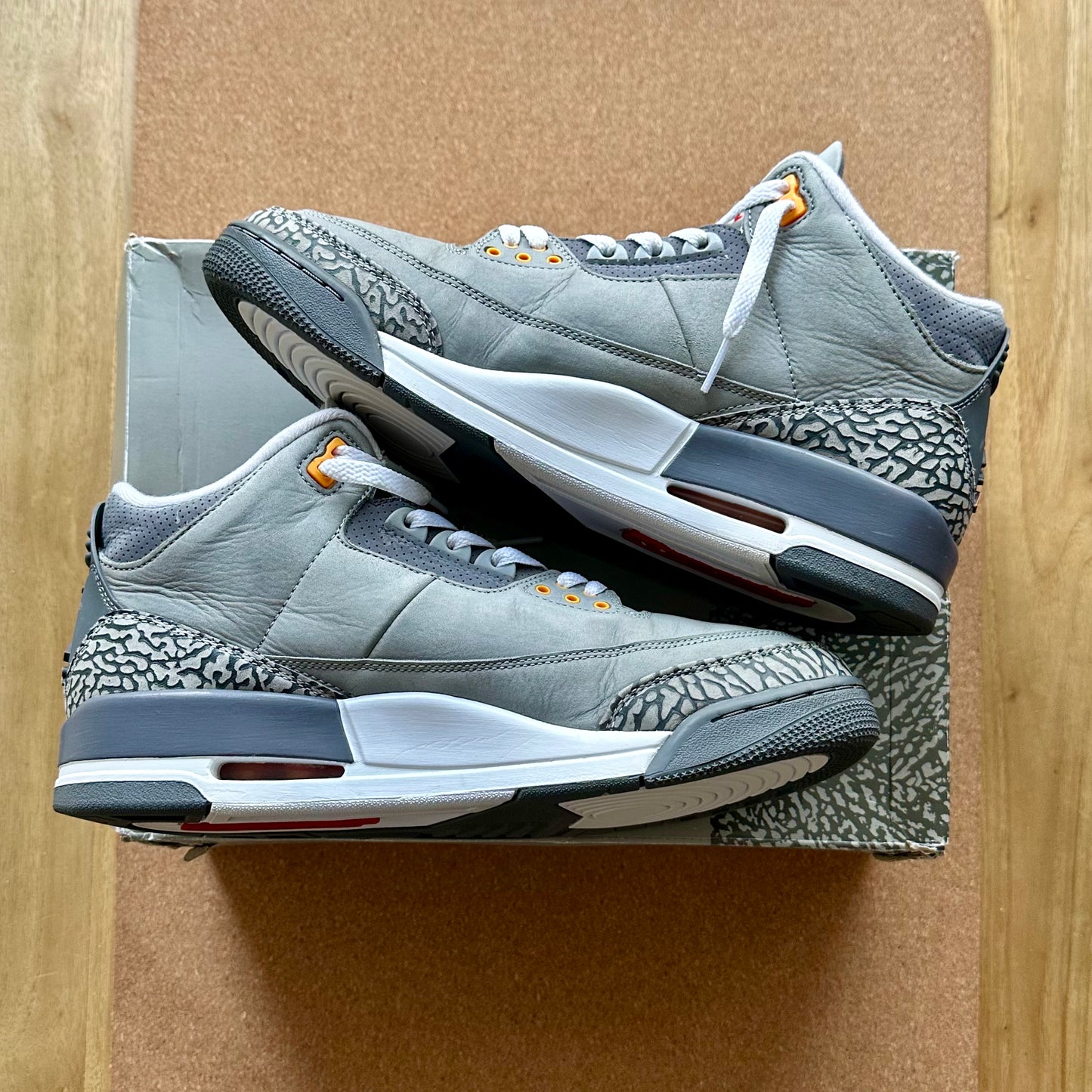 Preloved Air Jordan 3 - Cool Grey 2021 (UK 10.5)