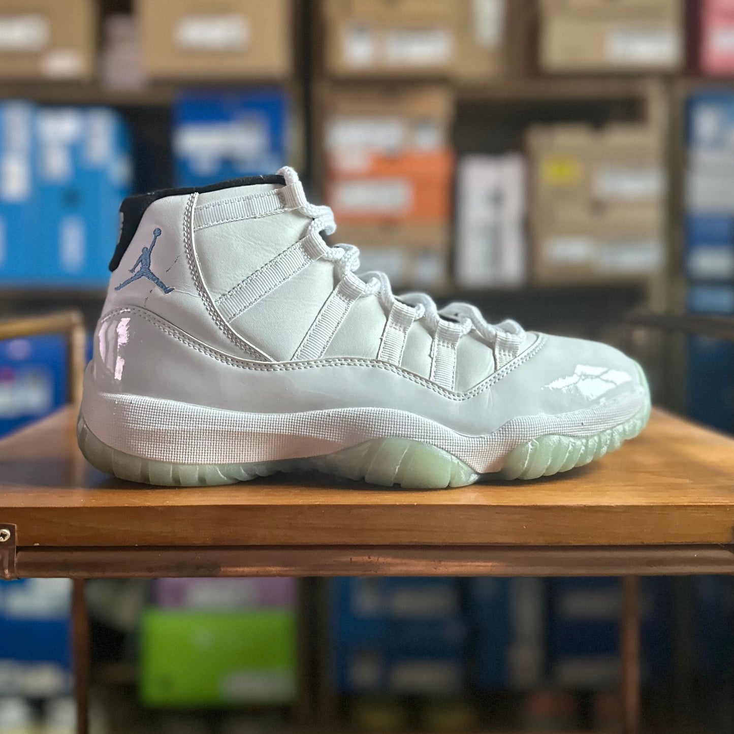 Preloved Air Jordan 11 Retro Low - Legend Blue (UK 7.5) - Cherry Picked Kicks