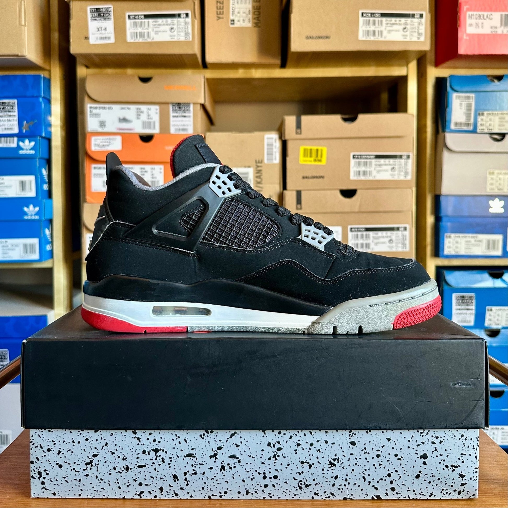 Preloved - Air Jordan 4 Retro - Bred 2019 (UK 8.5) - Cherry Picked Kicks