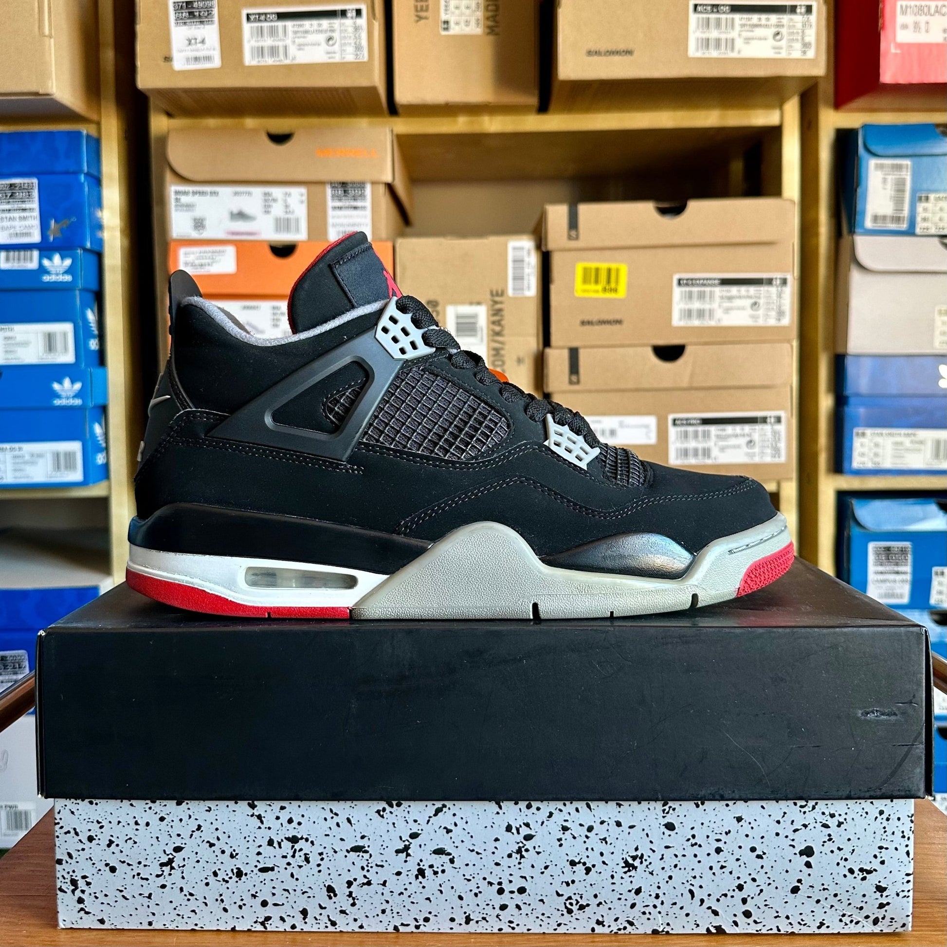 Preloved - Air Jordan 4 Retro - Bred 2019 (UK 8.5) - Cherry Picked Kicks