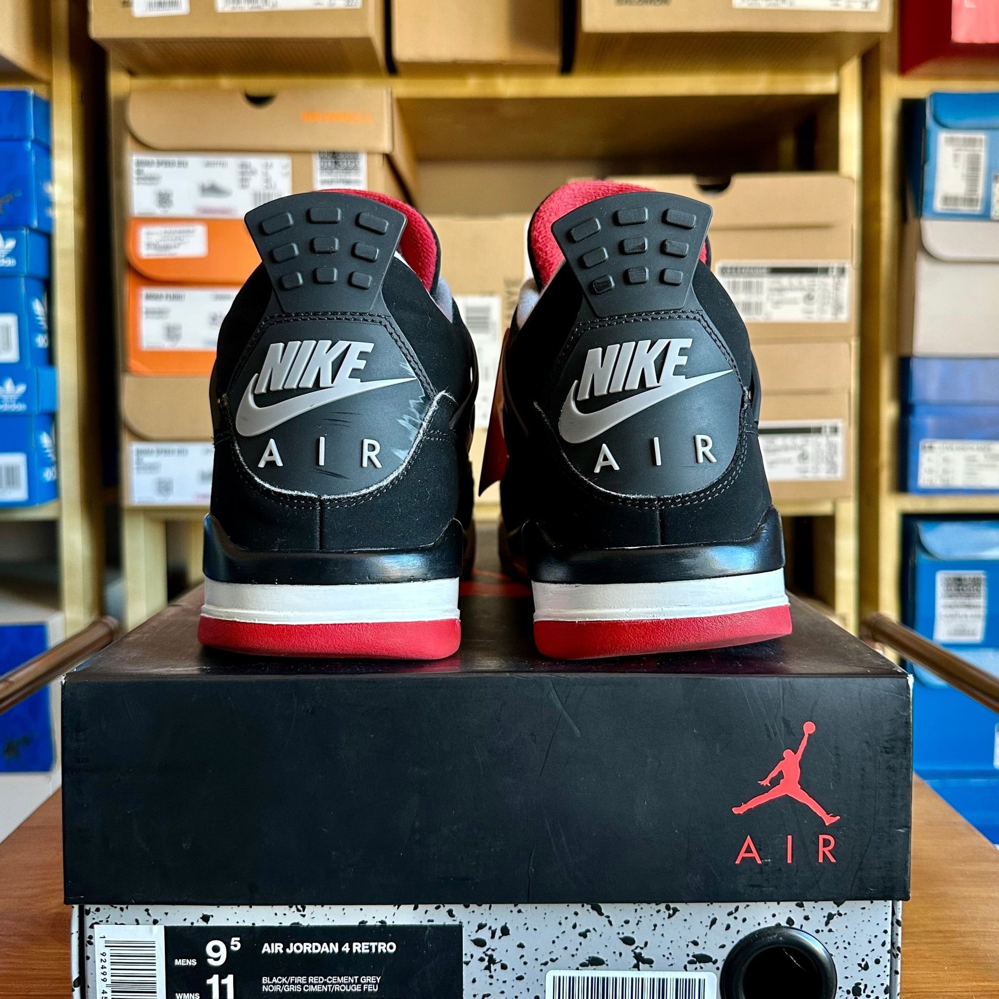 Preloved - Air Jordan 4 Retro - Bred 2019 (UK 8.5) - Cherry Picked Kicks